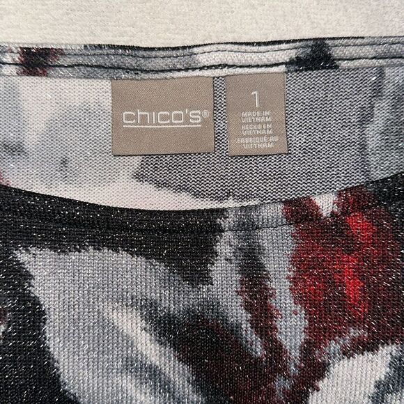 Chico’s 1 M Black Silver Metallic Red Burgundy Floral Quarter Sleeve Sweater - Picture 8 of 11